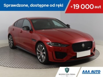 Jaguar XE Sedan Facelifting 2.0 i4P 250KM 2021 Jaguar XE 25t, Salon Polska, Automat, Skóra, Navi