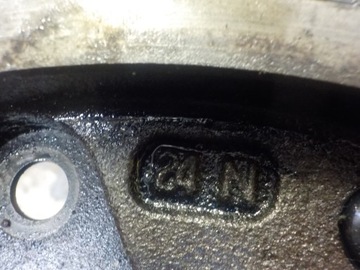 KIA SORENTO H-1 2.5 CRDI 05R 140KM D4CB KOLO SETRVAČNÍK AUT