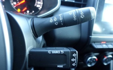 Renault Clio V Hatchback 5d 1.0 TCe 100KM 2019 Renault Clio 1.0TCe 100KM Full LED Tablet Asystenci jazdy Klima Oryginalny, zdjęcie 26