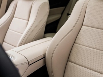 Mercedes GLE V167 2025 GLE 350 de 4-Matic AMG Line 2.0 (353KM) 2025, zdjęcie 5