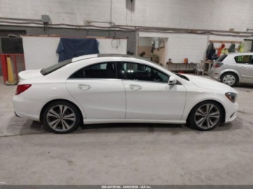 Mercedes CLA C118/X118 2019 Mercedes-Benz CLA MERCEDES-BENZ CLA 250 4MATIC 2.0 Benzyna 208KM, zdjęcie 1