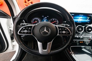 Mercedes GLC C253 SUV Facelifting 2.0 200d 163KM 2020 MERCEDES-BENZ GLC 200 d 4-Matic Suv 2.0 163KM 2020, zdjęcie 12