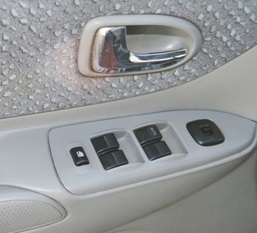 Mazda Premacy I 2.0 DiTD 90KM 2001 MAZDA PREMACY 2.0 TD 90 KM, zdjęcie 30