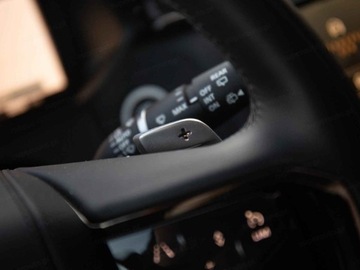 Land Rover Range Rover Velar SUV Plug -In Facelifting 2.0 P400e 404KM 2025 Range Rover Velar P400e Dynamic SE 2.0 (404KM) 2025, zdjęcie 6