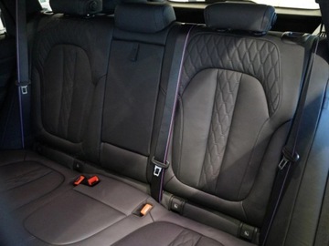 BMW X5 G05 M SUV Facelifting 4.4 M60i 530KM 2025 BMW X5 M60i xDrive Suv 4.4 (530KM) 2025, zdjęcie 17