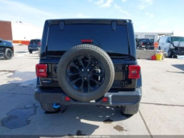 Jeep Wrangler IV 2022 Jeep Wrangler UNLIMITED SAHARA 4X4, 2022r., 4x4, 2.0L 2.0 Hybryda Plug-in, zdjęcie 7