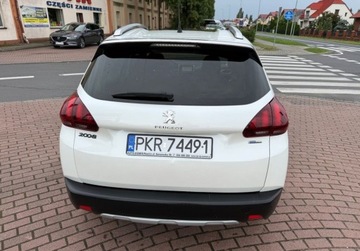 Peugeot 2008 I SUV Facelifting 1.2 PureTech 110KM 2017 Peugeot 2008 1.2 T NAVI Ledy Panorama dach 1.2 Benzyna 110KM, zdjęcie 4