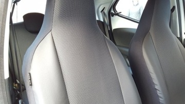 АВТОЧЕХОЛЫ TOYOTA AYGO X ткань