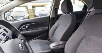 Kia Rio III Hatchback 3d 1.1 WGT 75KM 2012 Kia Rio Kia Rio 1.1 Diesel 75KM, zdjęcie 17