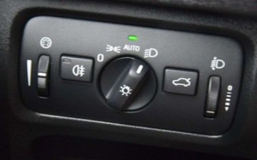 Volvo V40 II Cross Country D2 115KM 2015 Volvo V40 1.6D 2015r Navi Klima Tempomat Hak Sprowadzony 1.6 Diesel, zdjęcie 18