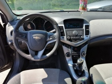 Chevrolet Orlando 2.0D 163KM 2011 Chevrolet Orlando 2.0 TD LTZ, zdjęcie 29