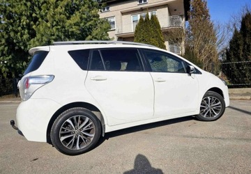 Toyota Verso Minivan Facelifting 1.8 Valvematic 147KM 2016 Toyota Verso Toyota Verso 1.8 7-Sitzer Life 1.8 Benzyna 147KM, zdjęcie 3