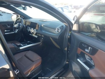 Mercedes GLA II 2022 Mercedes-Benz GLA 250, 2022r., 4x4, 2.0L 2.0 Benzyna 221KM, zdjęcie 7