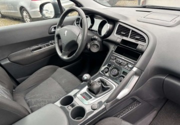 Peugeot 3008 I Crossover 1.6 156KM 2010 Peugeot 3008 2010 r. 1.6 Benzyna 156KM, zdjęcie 12