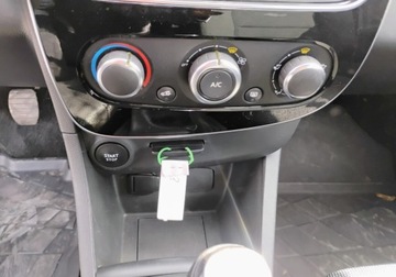 Renault Clio IV Hatchback 5d Facelifting 1.5 Energy dCi 75KM 2019 Renault Clio 2019r, 1.5 DCI. VAN, Uszkodzony przod. Faktura VAT 23 brutto., zdjęcie 12