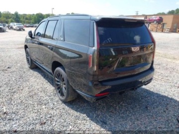 Cadillac Escalade III 2021 Cadillac Escalade Sport, 2021r., 4x4, 6.2L 6.2 Benzyna 420KM, zdjęcie 3
