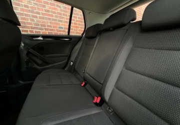 Volkswagen Golf VI Hatchback 5d 1.4 TSI 122KM 2009 Volkswagen Golf AUTOMAT DSG Hak Niski przebieg Warszawa 1.4 Benzyna 122KM, zdjęcie 14