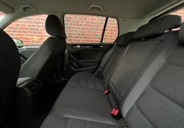 Volkswagen Golf VI Hatchback 5d 1.4 TSI 122KM 2009 Volkswagen Golf AUTOMAT DSG Hak Niski przebieg Warszawa 1.4 Benzyna 122KM, zdjęcie 13