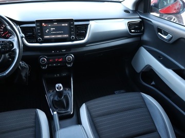 Kia Stonic Crossover 1.0 T-GDI 100KM 2019 Kia Stonic 1.0 T-GDI, Salon Polska, Serwis ASO, zdjęcie 7
