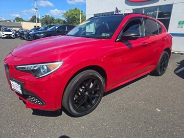 Alfa Romeo Stelvio SUV Facelifting 2.0 Turbo 280KM 2021 Alfa Romeo Stelvio Ti 2021 2.0l 2.0 Benzyna 280KM, zdjęcie 1