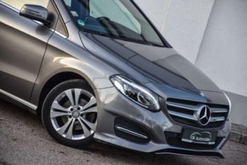 Mercedes Klasa B W246 Sports Tourer Facelifting 1.6 180 122KM 2016 Mercedes-Benz Klasa B MERCEDES B180 122KM ALU17 Automat LED WEBASTO Navi G, zdjęcie 11