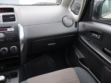 Fiat Sedici 1.6 i 16V 107KM 2008 Fiat Sedici 1.6, Salon Polska, Serwis ASO, 4X4, zdjęcie 7