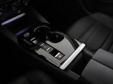 Citroen C5 X Liftback 1.2 PureTech 131KM 2022 Citroen C5X Shine automat skóra niski przebieg, zdjęcie 33