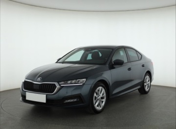 Skoda Octavia IV Liftback 1.0 TSI EVO 110KM 2022 Skoda Octavia 1.0 TSI, Salon Polska, zdjęcie 1