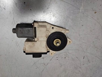 BMW X3 E83 MOTOREK OKNO PRAVÝ PŘEDNÍ 6925964 EVROPA