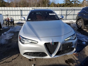 Alfa Romeo Giulia II Sedan 2.0 TBi 280KM 2017 Alfa Romeo Giulia Q4 2017 2.0l 2.0 Benzyna 280KM, zdjęcie 5