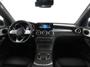 Mercedes GLC C253 SUV Plug-In 2.0 300de 306KM 2021 Mercedes GLC 300 FV23% 300de PHEV 4Matic AMG Line, zdjęcie 14