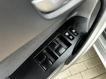 Toyota Auris II Hatchback 5d Facelifting 1.6 Valvematic 132KM 2015 Toyota Auris Kamera, LED, ALU Czujniki, Gwarancja!, zdjęcie 27