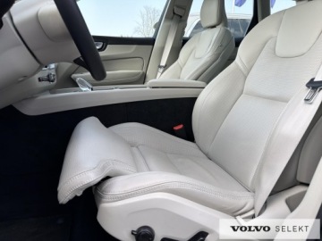Volvo XC60 II 2025 Volvo XC 60 XC60 B5 B AWD Ultra Dark aut, Pakiet c, zdjęcie 9