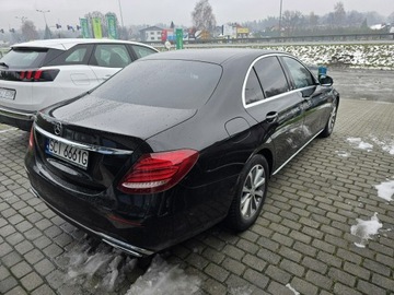 Mercedes Klasa E W213 Limuzyna 2.0 220d 194KM 2016 Mercedes E 220 Business Edition, bezwypadkowy,, zdjęcie 5