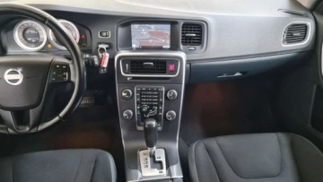 Volvo V60 I Kombi 2.4 D5 215KM 2011 Volvo V60 2,4 D5 215KM AWD 267tys.km, automat, navi, tempomat, sewisowany, zdjęcie 12