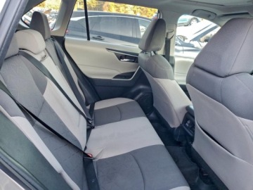 Toyota RAV4 V 2022 Toyota RAV4 XLE 2022 2.5 Benzyna 203KM, zdjęcie 11