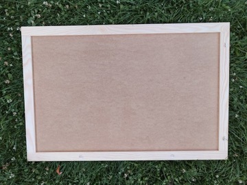 Бесплатная меловая лаковая доска на стену 40х30.