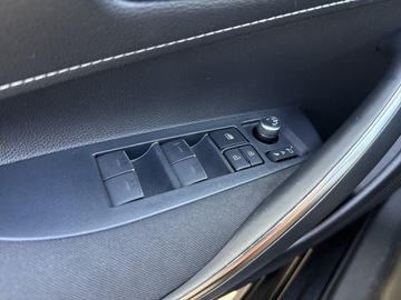 Toyota Corolla XII Hatchback 2.0 Hybrid Dynamic Force 184KM 2021 Toyota Corolla 2.0 Hybrid Comfort Seria E21 (2019-, zdjęcie 19