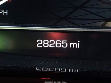  GMC Yukon Denali 2023 6.2l 6.2 Benzyna 420KM, zdjęcie 10