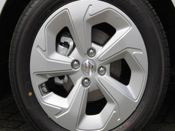 Suzuki Swift VI Hatchback Facelifting 1.2 DualJet SHVS 83KM 2025 SUZUKI Swift Premium Plus 1.2 Dualjet SHVS Hatchback 83KM 2025, zdjęcie 10