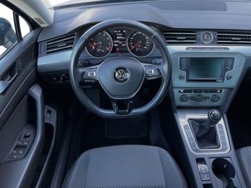 Volkswagen Passat B8 Limousine 1.4 TSI BlueMotion Technology 125KM 2017 Volkswagen Passat Limousine 1.4 TSI BMT 125 KM 6-biegowa manualna Salon Po, zdjęcie 15