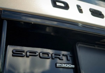 Land Rover Discovery Sport SUV Hybrid 1.5 P300e 309KM 2022 Land Rover Discovery Sport R-Dynamic SE P300e, 1,5L 309KM Plug-in, Salon P, zdjęcie 2