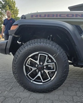 Jeep Wrangler IV 80th Anniversary 2d  Seria 6 2.0 GME Turbo 272KM 2025 Jeep Wrangler Rubicon, rok produkcji 2025 2.0 Benzyna 272KM, zdjęcie 4
