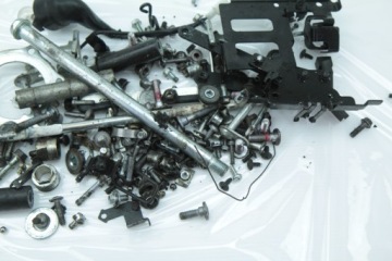 KAWASAKI NINJA 125 19-23 БОЛТЫ ВИНТЫ