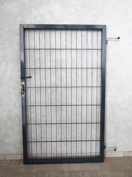 Furtka Panelowa Dwuskrzydłowa 2D 1,5m x 0,9m ze Słupami 2,2m GRAFIT RAL7016