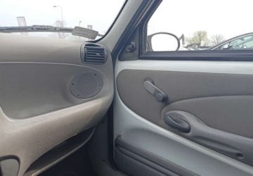 Fiat Seicento Hatchback 3d 1.1 Fire 55KM 2004 Fiat Seicento Fiat Seicento 1.1 BenzynaLPG 54KM, zdjęcie 10