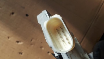 A6 C7 4G ZÁMEK DVEŘE LEVÝ ZADNÍ 9 PIN 4G0839015A A7