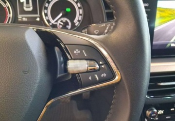 Skoda Kamiq Crossover 1.0 TSI 110KM 2022 Skoda Kamiq VAT 23 Style 1.0TSI 110KM DSG 2022 r., salon PL, I wlasciciel,, zdjęcie 6