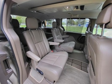 Chrysler Town &amp; Country V 2013 town chrysler Touring L * V6 3.6l benzyna 283KM Dokumentacja *7 Miejsc, zdjęcie 32