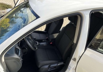 Volkswagen Golf VI Hatchback 5d 2.0 TDI 110KM 2009 Volkswagen Golf 2.0 TDI oryginalny lakier, ZERO KOROZJI nowy rozrzad, zdjęcie 4